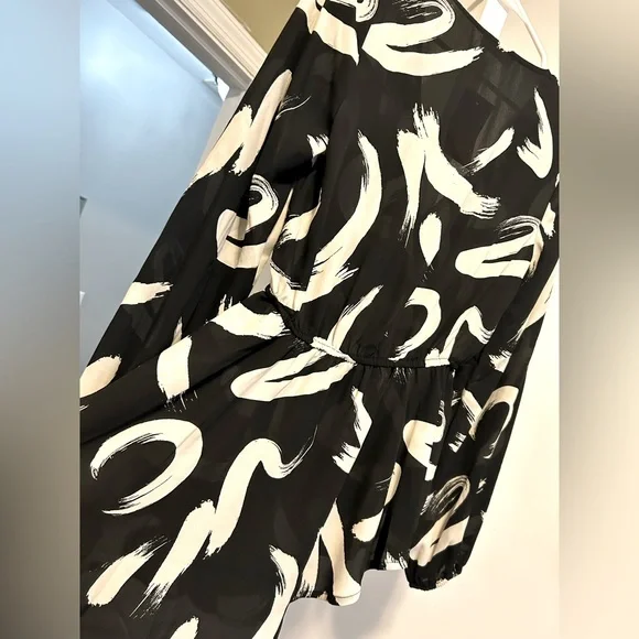 Women's INTEMPO Asymmetrical Faux-Wrap * Size XS * Black White Print - Picture 4 of 7